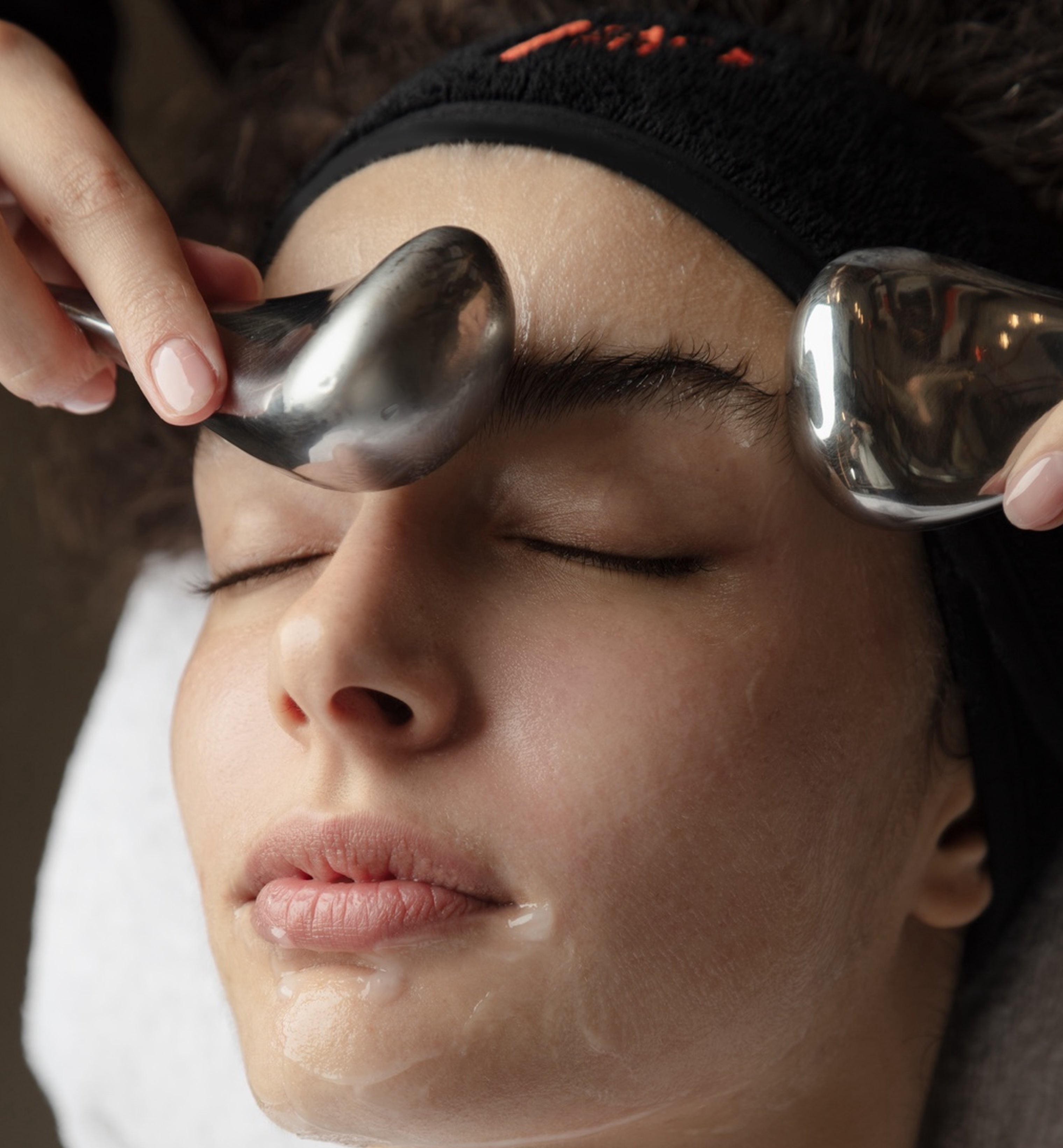 Get Your Face Summer-Ready: Why Your Facial Muscles Need a Workout Too!